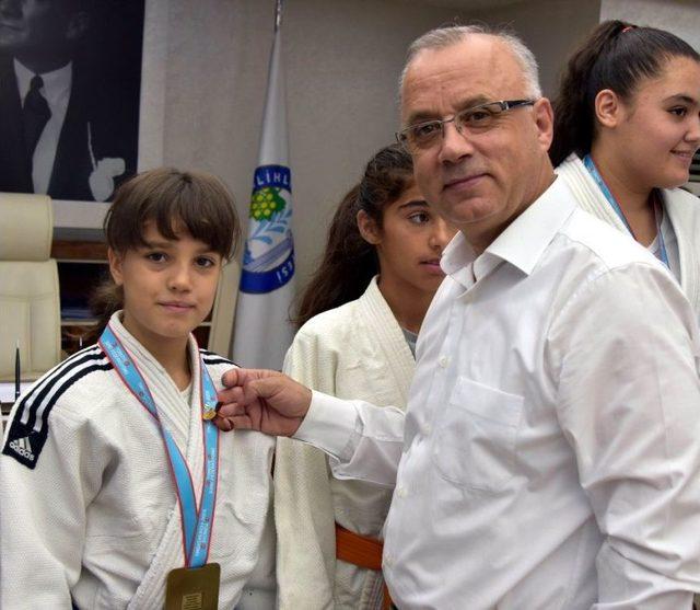 Başkan Kayda, Judocuları Ödüllendirdi 1