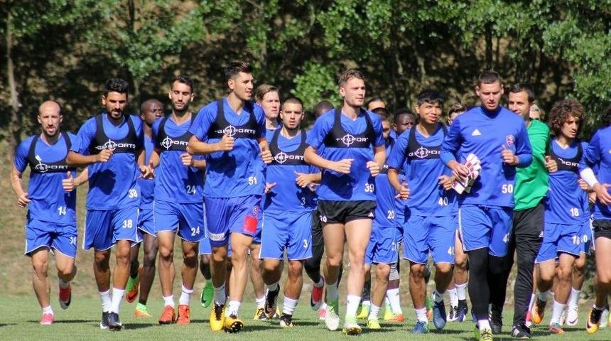 Tankut: &ldquo;10 Numara İ&ccedil;in B&uuml;y&uuml;k Bir Uğraş Veriyoruz&rdquo;