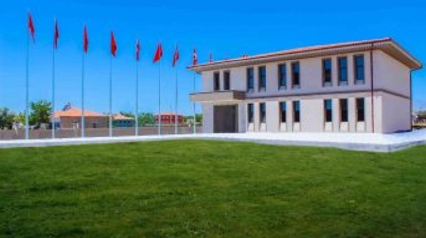 Şehit &Ouml;mer Halisdemir&rsquo;in Adı K&uuml;lt&uuml;r Merkezi&rsquo;nde Yaşatılacak