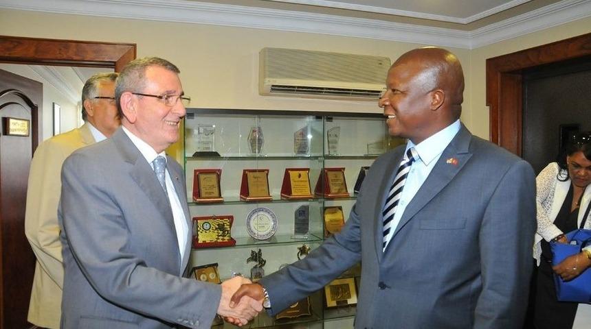 Malefane: &ldquo;tso&rsquo;lara B&uuml;y&uuml;k &Ouml;nem Veriyoruz&rdquo;