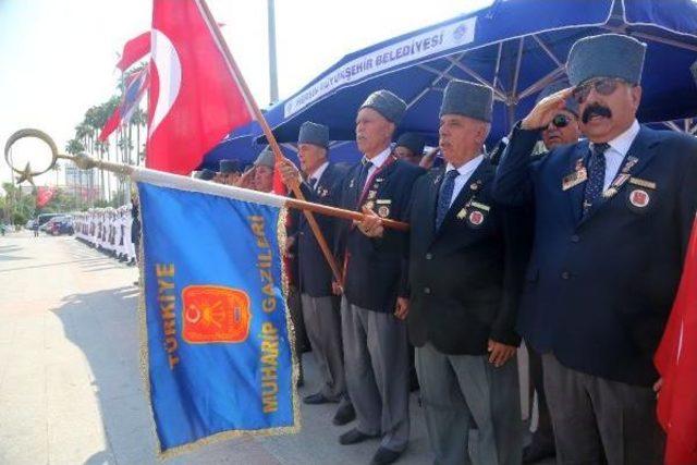 Kıbrıs Barış Harekatı'nın 43'üncü Yıl Dönümü Mersin'de Törenle Kutlandı