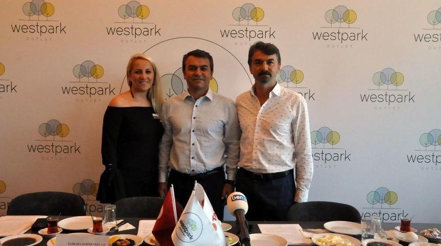 Ege’nin En Büyük Outleti İzmir’de Açılıyor