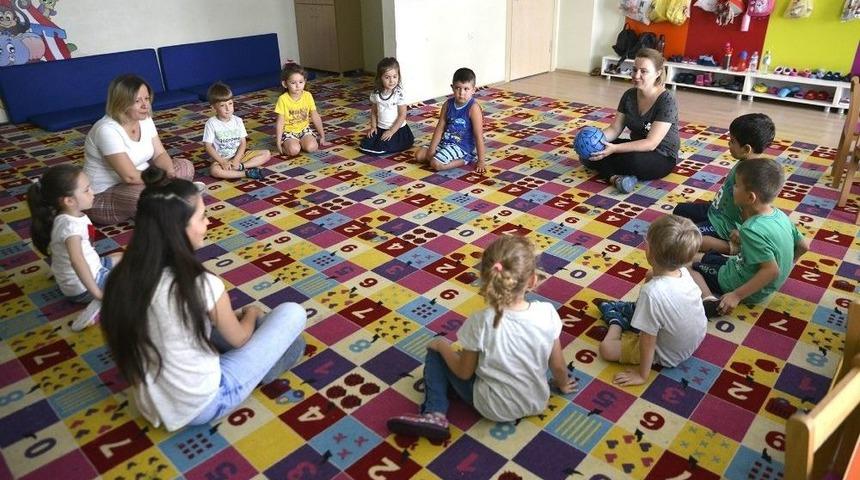 &Ccedil;ocuklar, İstismara Karşı Bilin&ccedil;lendiriliyor