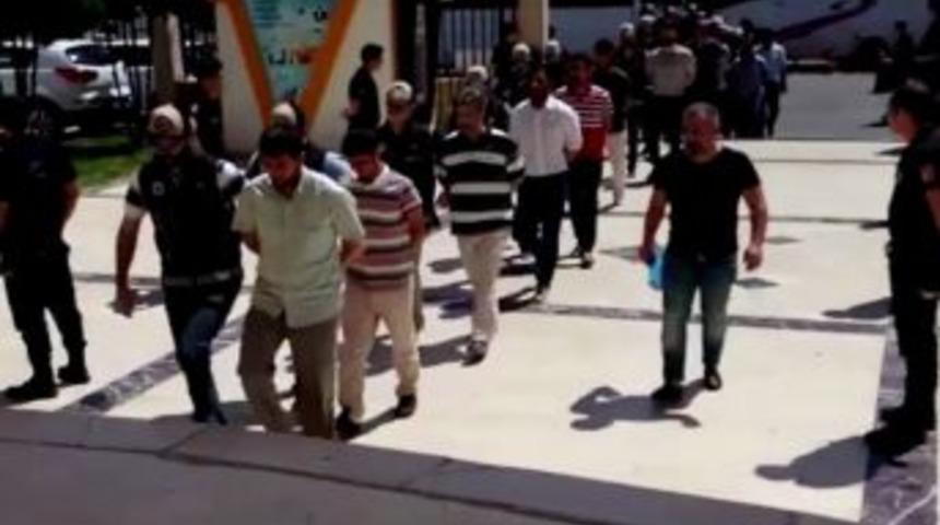 Şanlıurfa&rsquo;da Bylock Kullanan 22 Kişi Tutuklandı