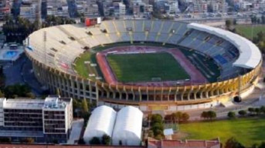İzmir'de Atat&uuml;rk Stadı Tartışması
