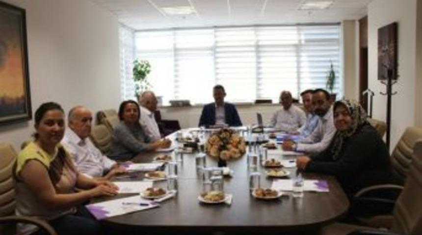 &Uuml;rkmezer, Kent Konseyini Ziyaret Etti