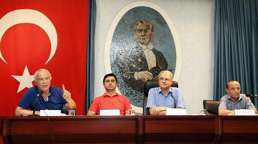 Ga&uuml;n&rsquo;de T&uuml;rk Tarihinde Darbeler Ve 15 Temmuz Hain Darbe Girişimi Paneli