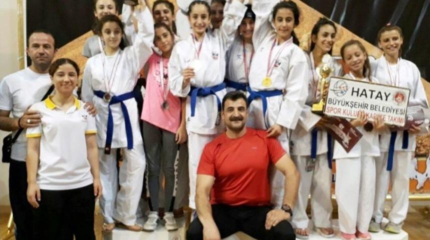 Diyarbekirspor Karatecileri Adıyaman&rsquo;da Şov Yaptı