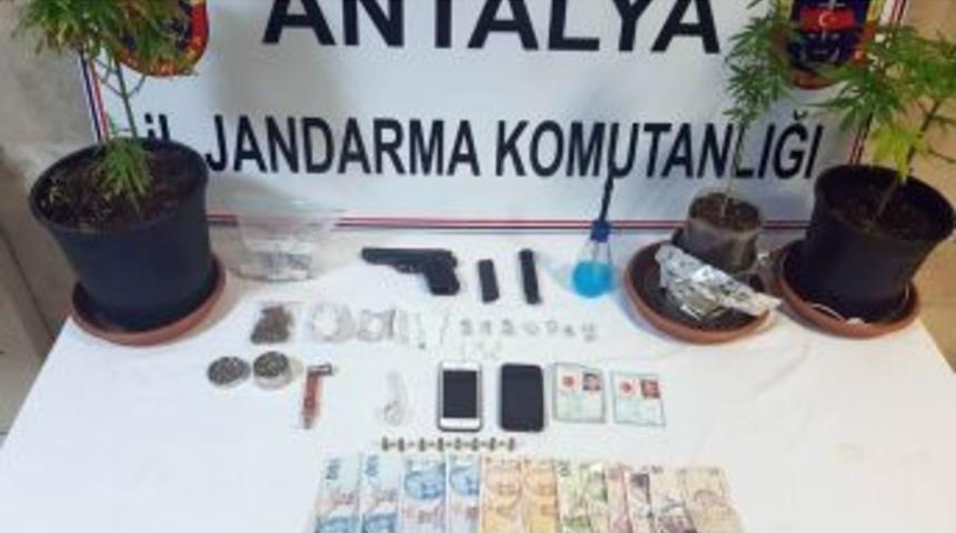 Manavgat&rsquo;ta Uyuşturucu Operasyonu
