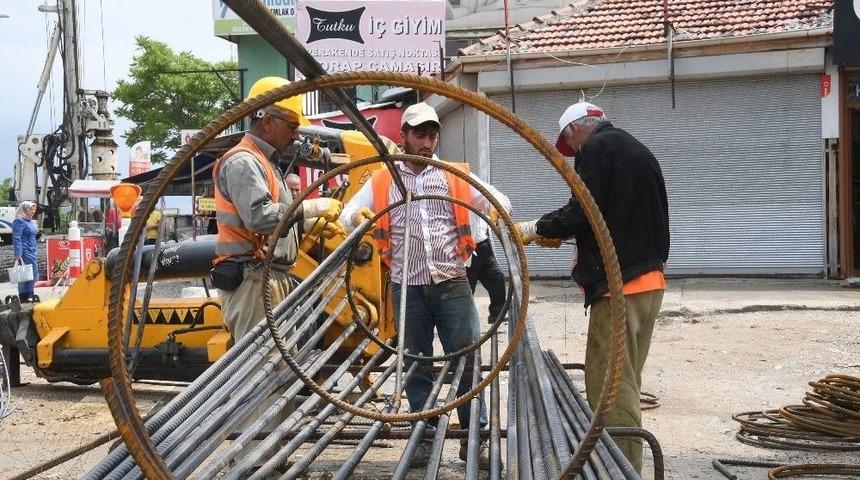 Bostancık’ta 4 Caddenin Kesişimine Köprülü Kavşak