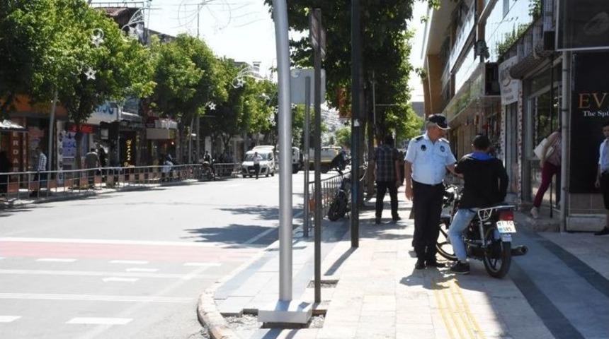 İstanbul Caddesinde Sıkı Denetim