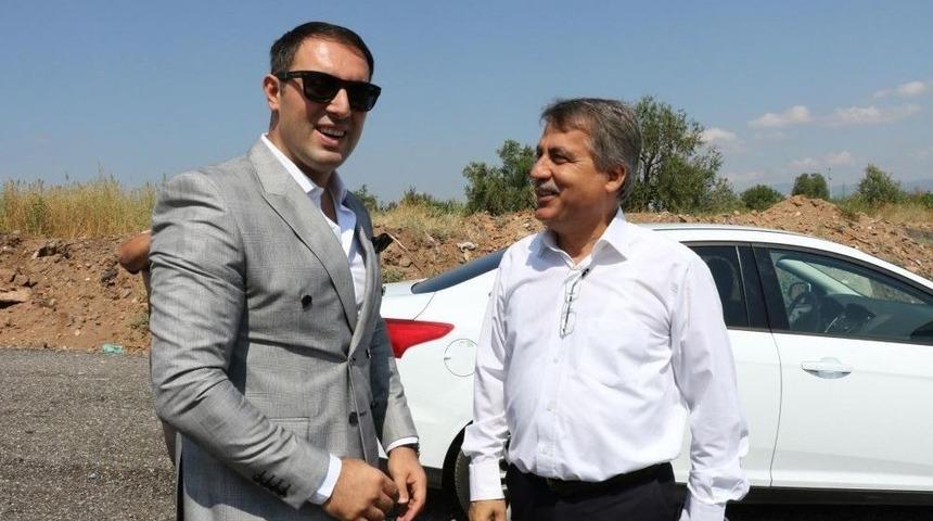 Ahmetli&rsquo;nin &Ccedil;&ouml;pleri Uzunburun&rsquo;a Taşınıyor