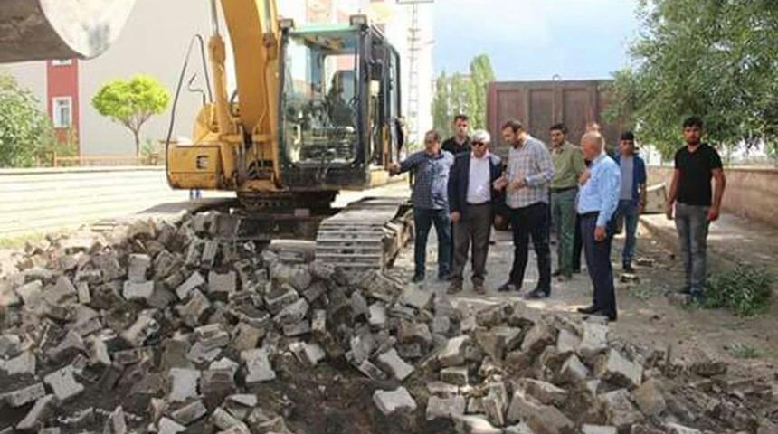 Kars Belediyesi Yol &Ccedil;alışmalarına Başladı
