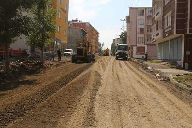 Kars Belediyesi Yol &Ccedil;alışmalarına Başladı 1