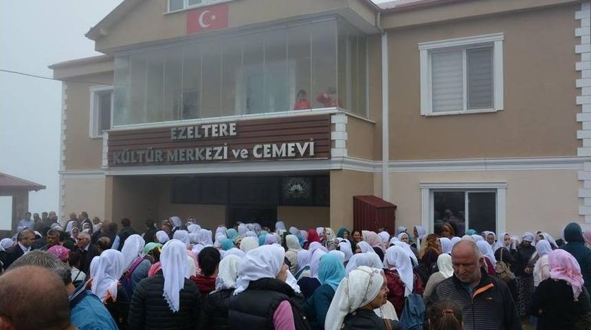 Motosiklet Kazasında Ölen Gençler Toprağa Verildi