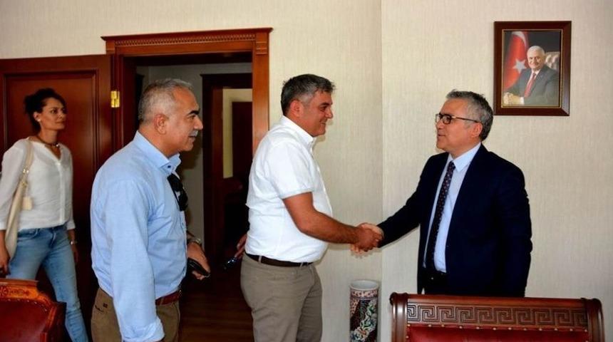 Gazetecilerden Vali Şimşek&rsquo;e Ziyaret