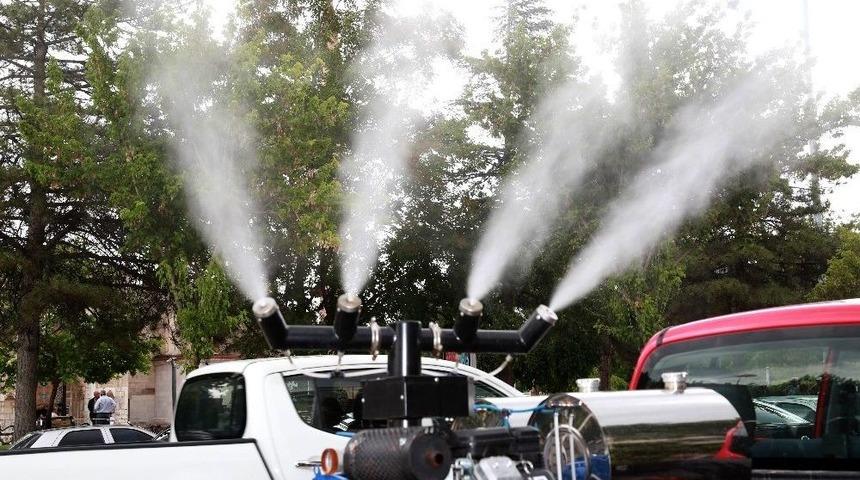 Aksaray Belediyesi 48 Mahallede İla&ccedil;lama &Ccedil;alışmalarını S&uuml;rd&uuml;r&uuml;yor