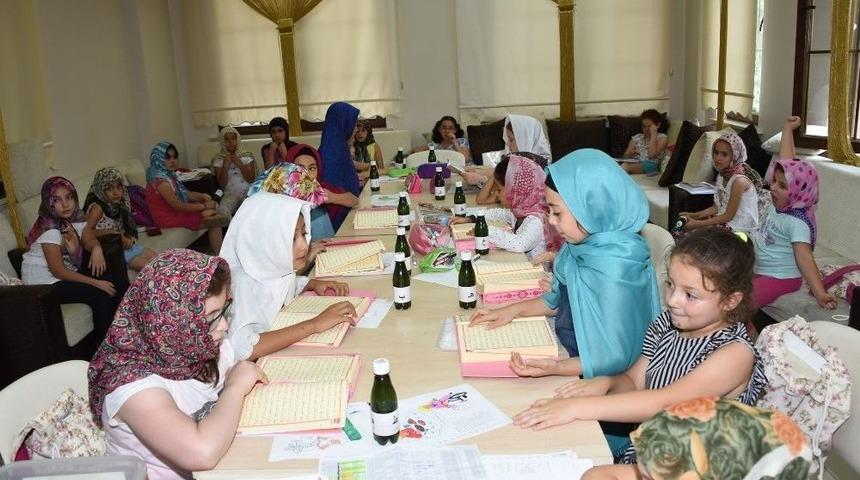 Gen&ccedil; Komek Yaz Okulu&rsquo;nda Kur&rsquo;an-ı Kerim Sevinci