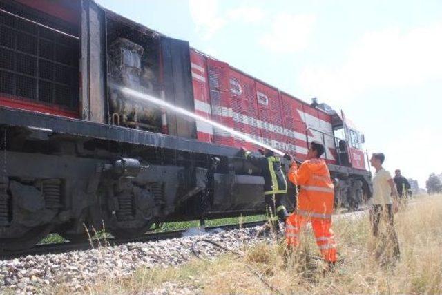 Yük Treni Alev Aldı