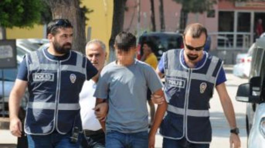 Sokakta Bı&ccedil;aklanarak &Ouml;ld&uuml;r&uuml;ld&uuml; (2)