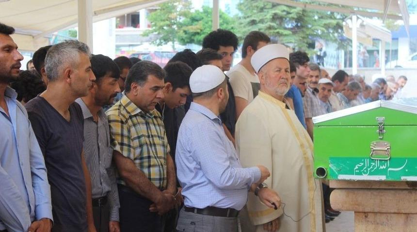 Kızılırmak&rsquo;ta Boğulan Ge&ccedil; Son Yolculuğuna Uğurlandı