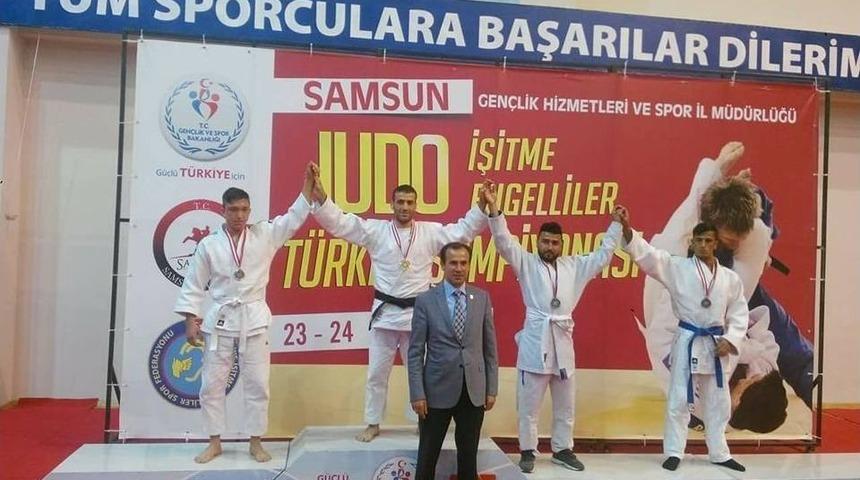 Esenboğa&rsquo;dan Olimpiyatta &Ccedil;ifte Altın