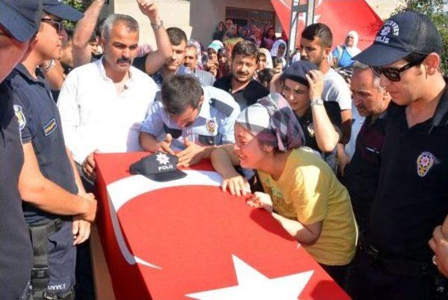  şaka Kurşunu  Kurbanı Polisin Cenazesi Toprağa Verildi 2