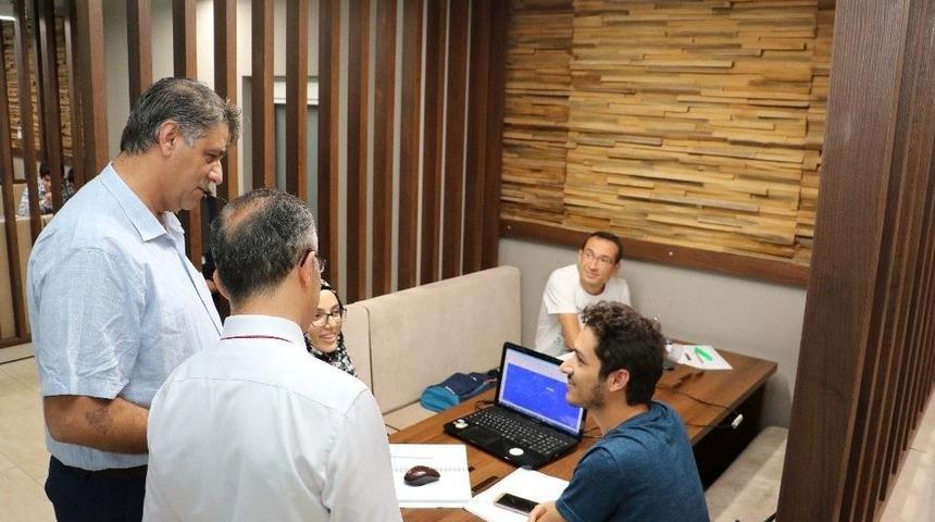 Vali &Ccedil;eber&rsquo;den Kb&uuml;&rsquo;ye Ziyaret