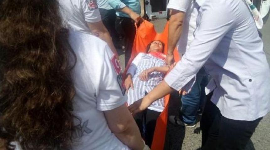 Otopark Tuvaletinde 1 Tl Kavgası