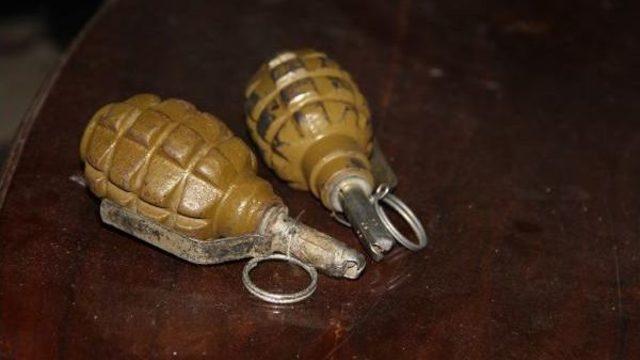 Gaziantep'te Evde 2 El Bombası Ele Geçti