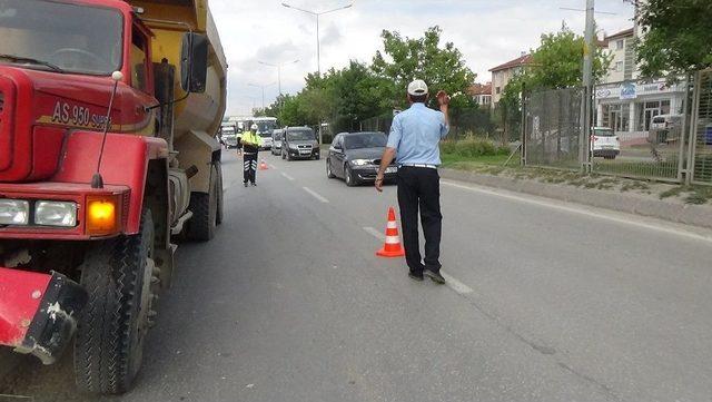 Hurdaya Dönen Araçtan Yaralı Kurtuldu 2
