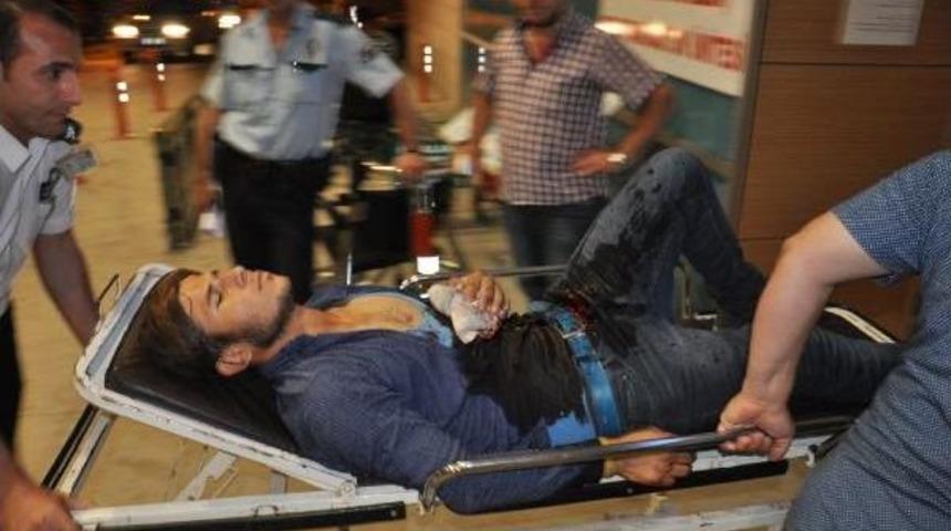 Tarım Iş&ccedil;ilerinin Alacak Kavgası: 3 Yaralı