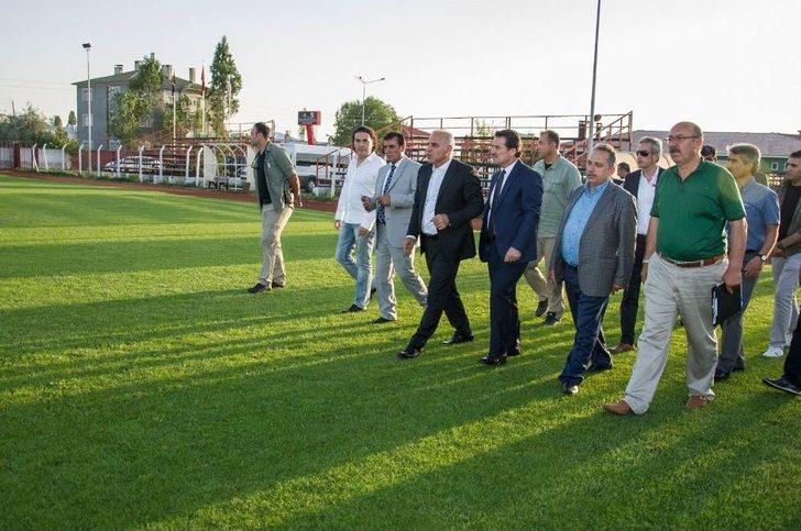 Vali Zorluoğlu’ndan Van Büyükşehir Belediyespor Tesislerine Ziyaret G1