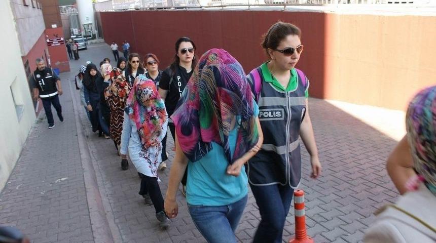 &lsquo;bylock&rsquo; Kullanan 21 Kişi Adliyeye Sevk Edildi