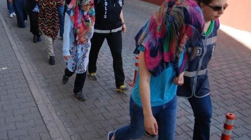 Kayseri'de 21 Fet&ouml; Ş&uuml;phelisi Adliyede