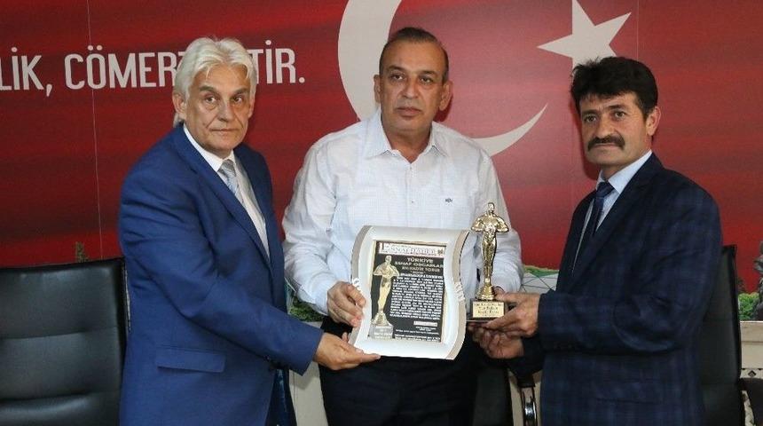 Konya Bakır Ve Kalaycılar Odası Başkanı Torus &rsquo;esnaf Oscarı&rsquo;nın Sahibi Oldu