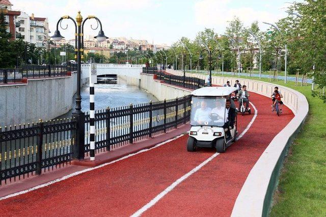 Ak Parti Genel Başkan Yardımcısı Kaya, G&uuml;m&uuml;şdere&rsquo;yi Gezdi 1