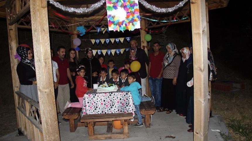 Yaşamaz Denilen Beşizler 5 Yaşına Girdi.