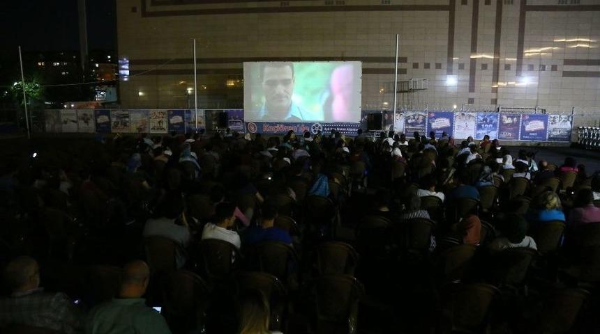 Ke&ccedil;i&ouml;ren&rsquo;de A&ccedil;ık Hava Sineması