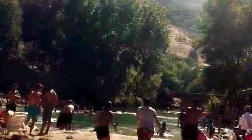 P&uuml;l&uuml;m&uuml;r &Ccedil;ayında Silah Sesi Paniği