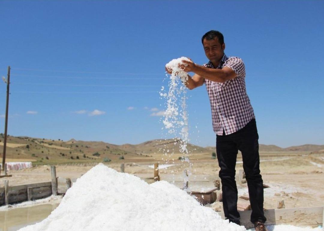 (&ouml;zel Haber) Sivas&rsquo;tan İspanya&rsquo;ya Doğal Kaynak Tuzu