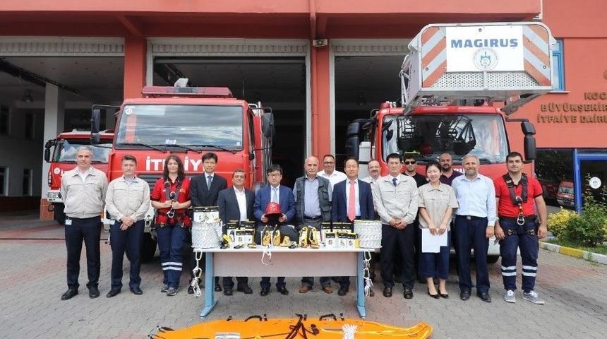 Hyundai Ceo&rsquo;sundan Kocaeli İtfaiyesini &Ouml;vg&uuml;