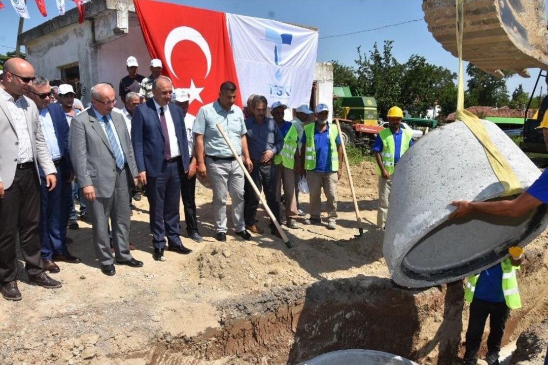 Hayrabolu&rsquo;da Muhtelif Mahalleler İ&ccedil;me Suyu İle Kanalizasyon İnşaatının Temeli Atıldı