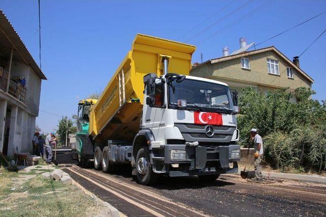 Karaman Belediyesi Asfalt Çalışmalarını Sürdürüyor