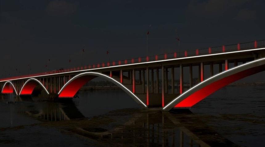 Birecik K&ouml;pr&uuml;s&uuml; Işıl Işıl Olacak