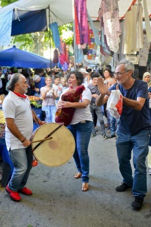 Maltepe Sokaklarında M&uuml;zik Yankılanıyor 3