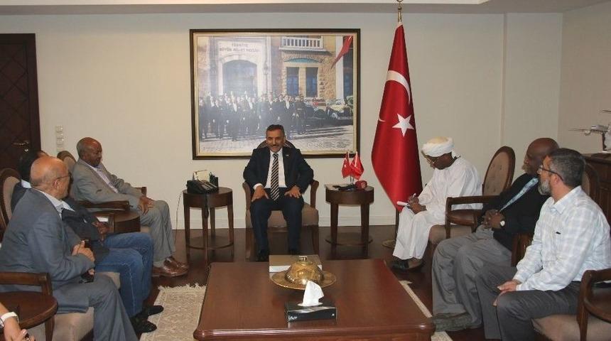 Sudanlı &Ouml;ğrenciler Samsun&rsquo;da Ebelik Eğitimi Alacak