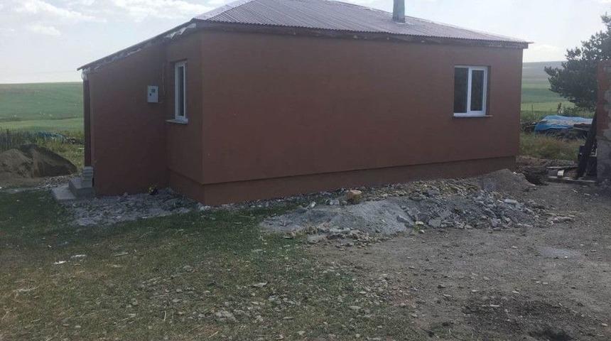 Susuz&rsquo;da Yaptırılan Evler Hak Sahiplerine Teslim Edildi