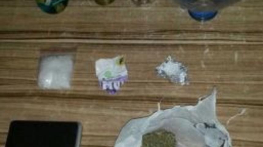 Bursa'da Uyuşturucu Ticaretine 5 Tutuklama