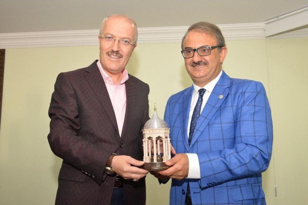 Altıeyl&uuml;l Heyeti Kardeş Şehir Hacılar&rsquo;da